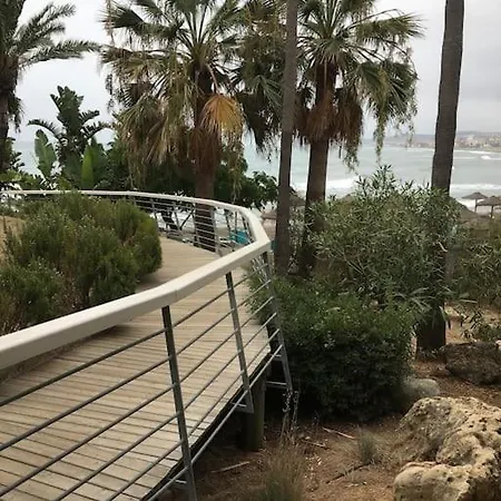 Superbe Avec Piscine A 800m De La * Bahia de Casares