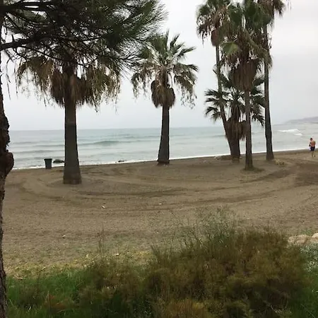 Superbe Avec Piscine A 800m De La