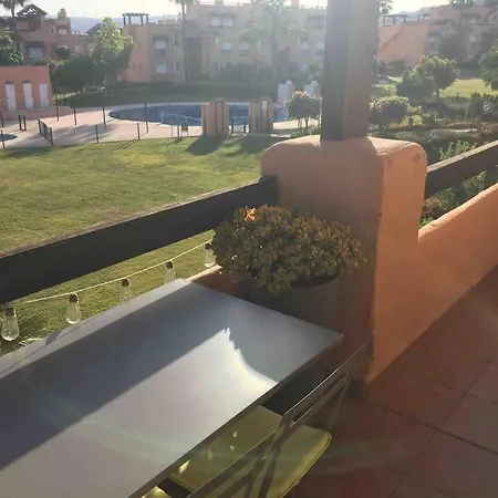 Appartement Superbe Avec Piscine A 800m De La